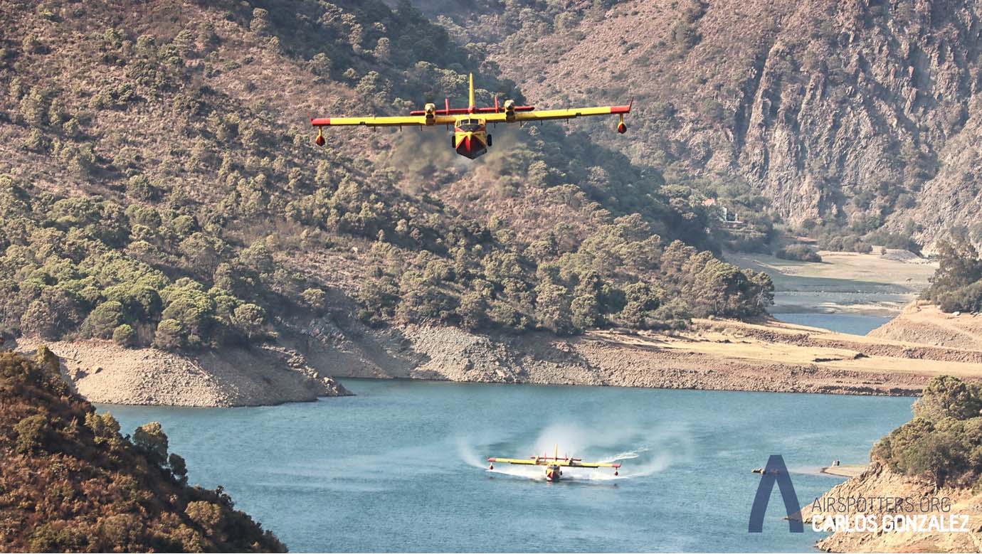 Carlos D. Glez. (c) | IFJubrique | Canadair CL-215T | Embalse de la Concepción (Istán) | Ejército del Aire (Airspotters.org)